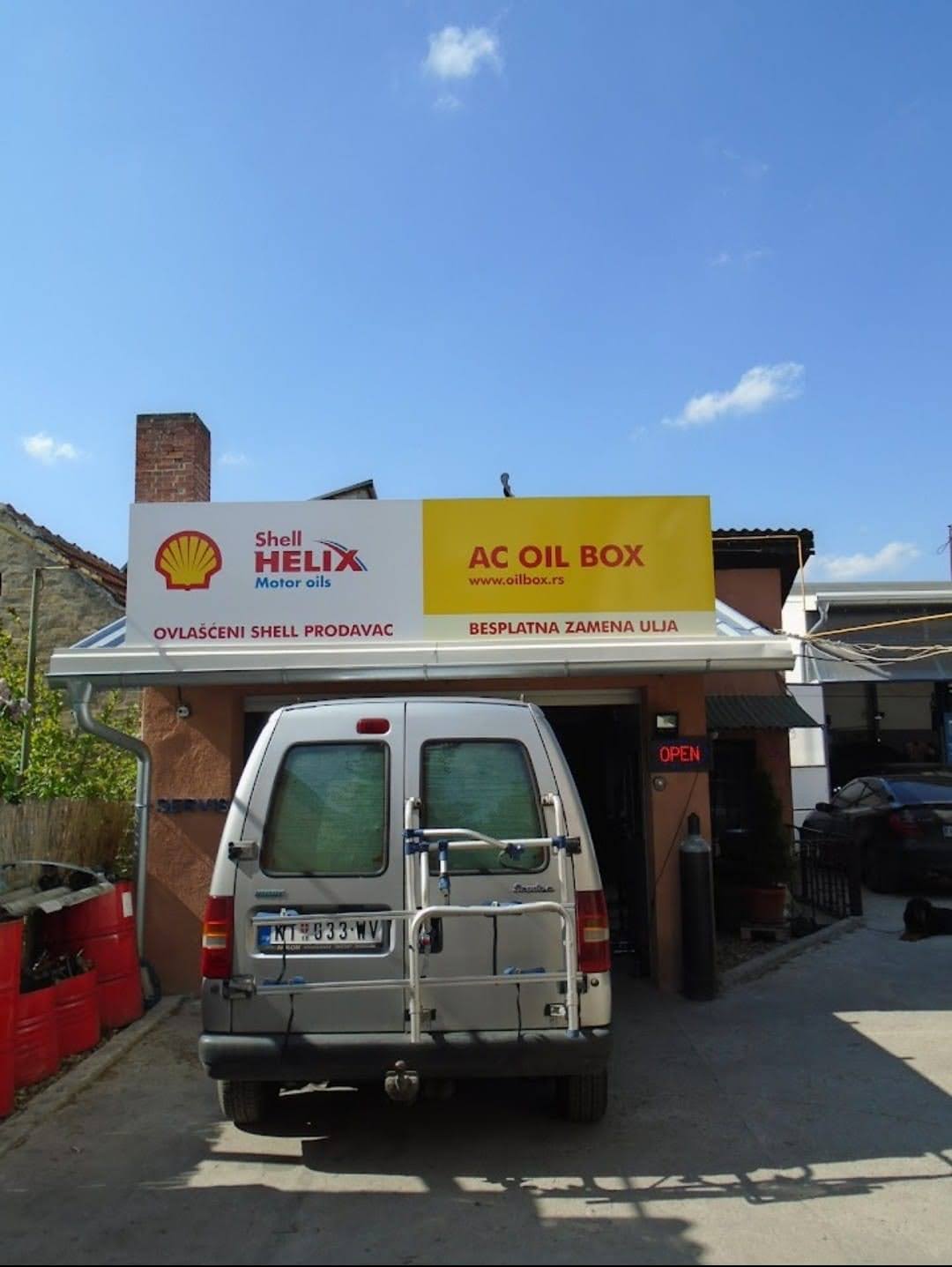 AUTO SERVIS OIL BOX